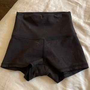 Lululemon 4” align shorts!